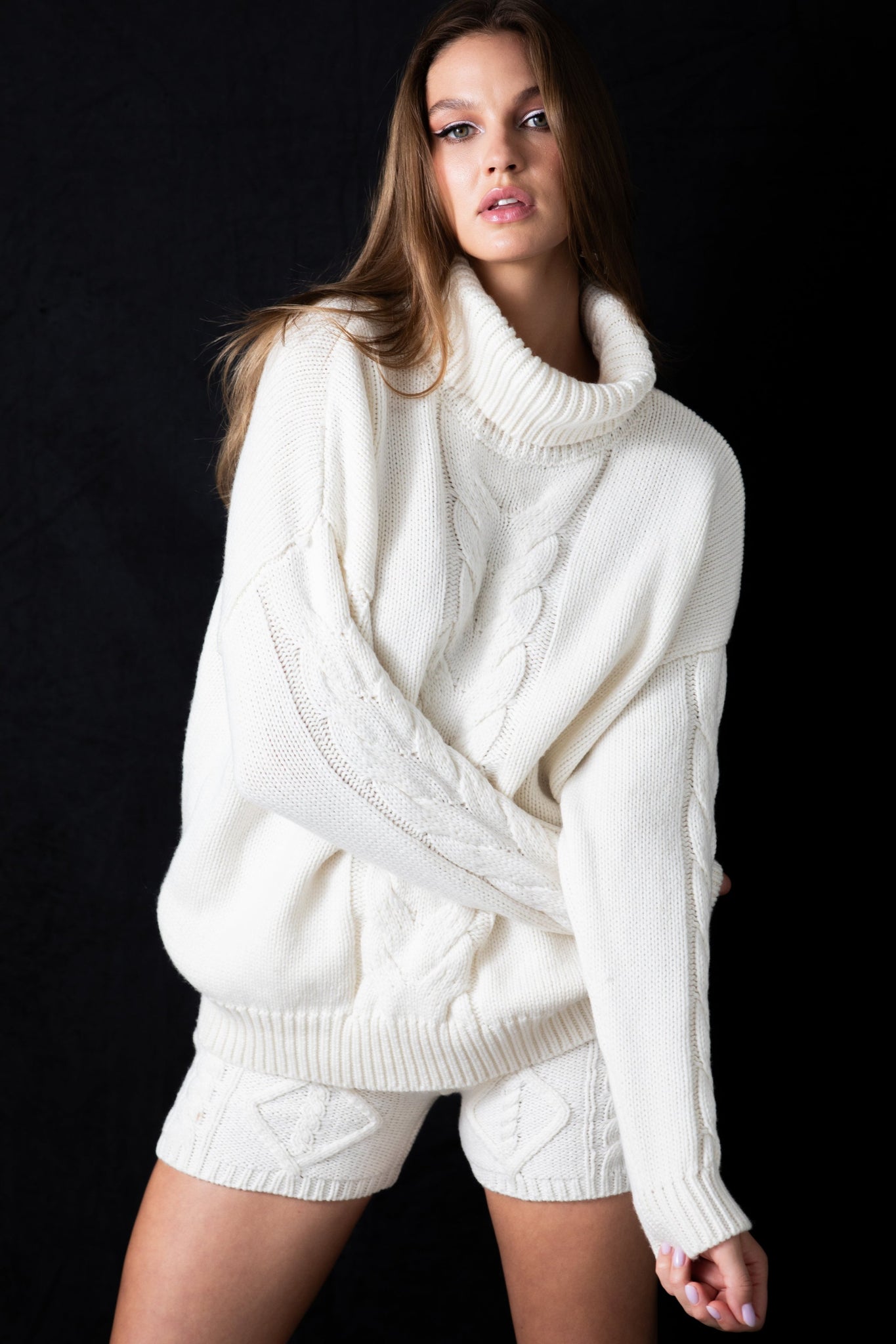 Cicilia Wool Blend Turtleneck Sweater in White - LEDAIR