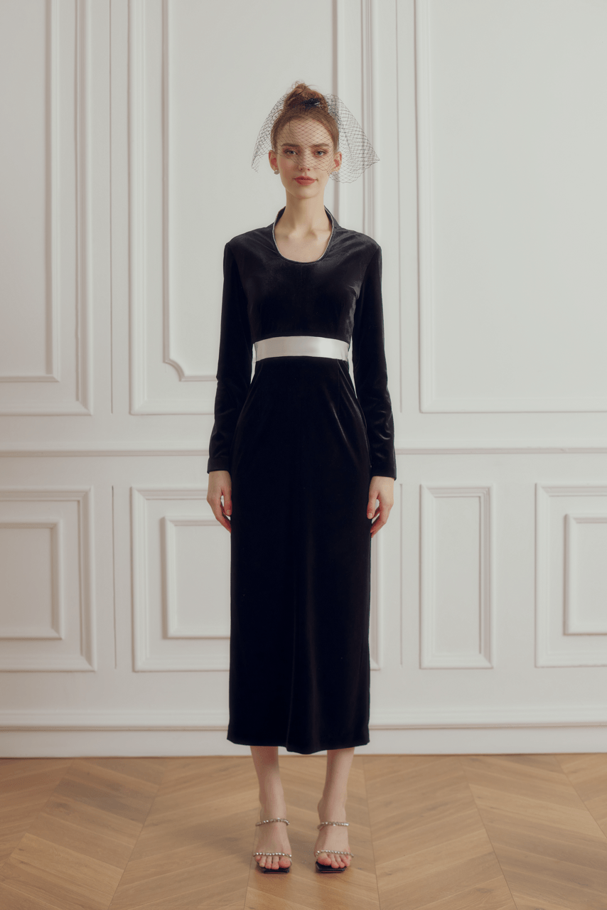 French Bow Embellished Velvet Gown in Black - LEDAIR